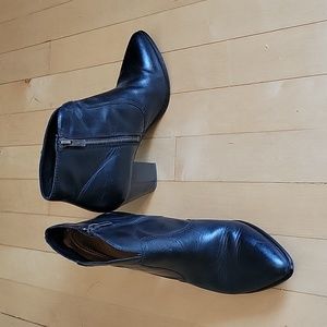 Frye Jennifer Western Heeled Leather Ankle Booties - 6.5